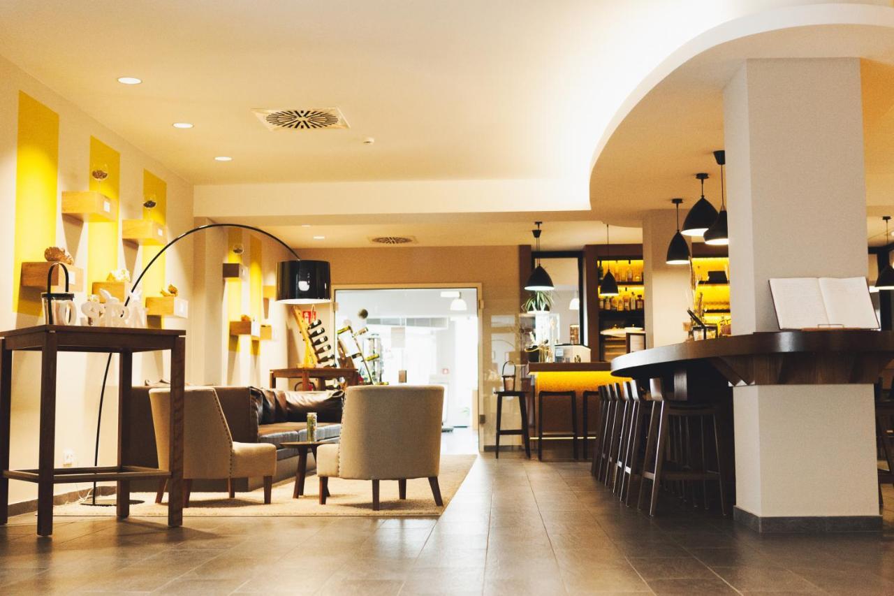 Weinhotel Kaisergarten Alzey Esterno foto